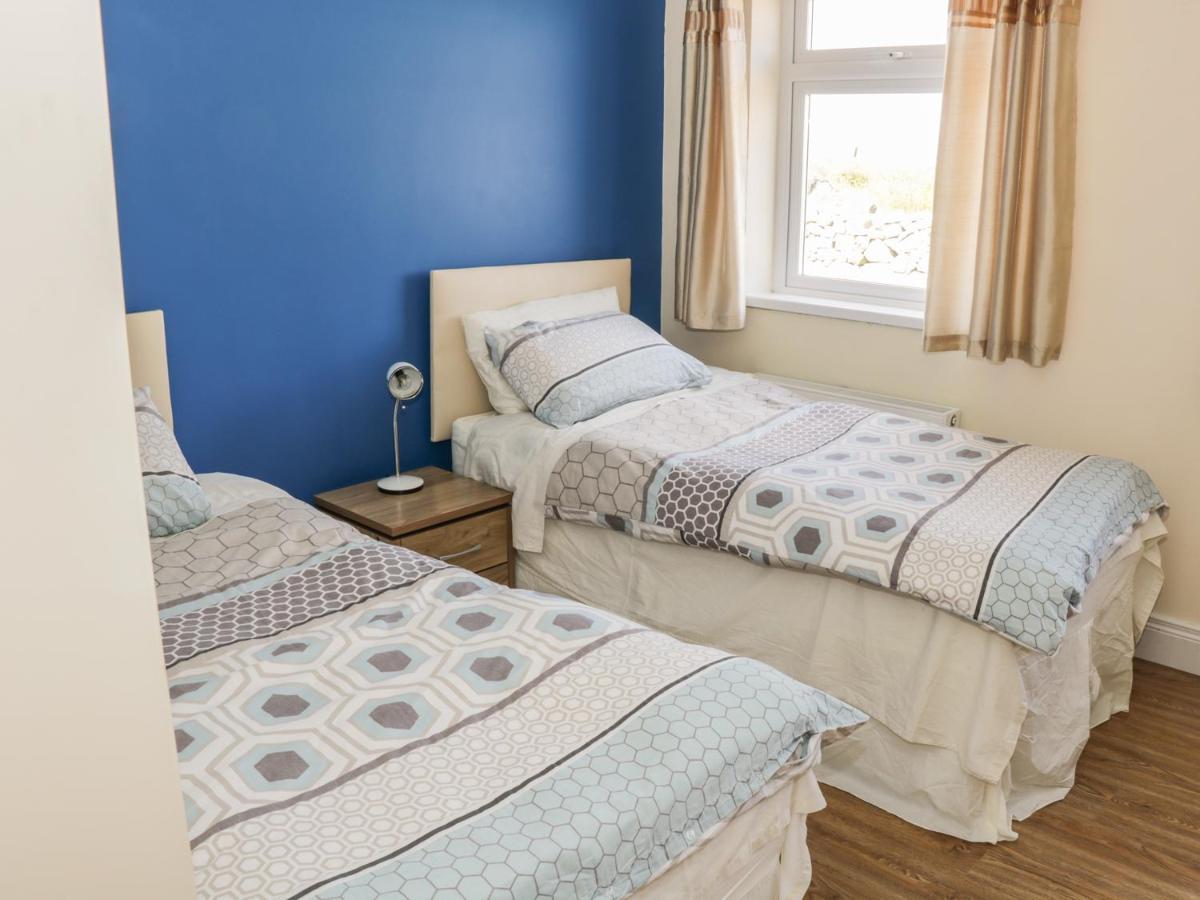 Вилла Lakeview Lettermore Экстерьер фото